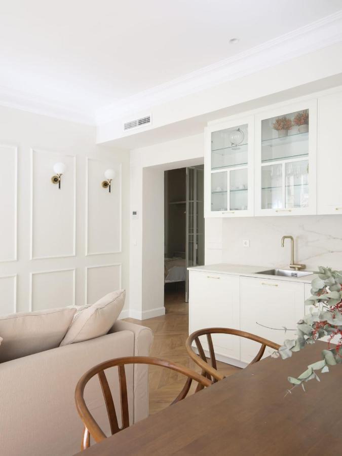 Deluxe Apartment Near Gran Via Madrid Kültér fotó