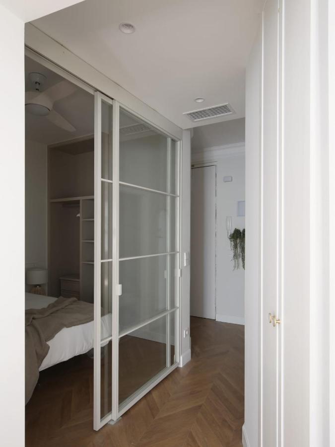 Deluxe Apartment Near Gran Via Madrid Kültér fotó
