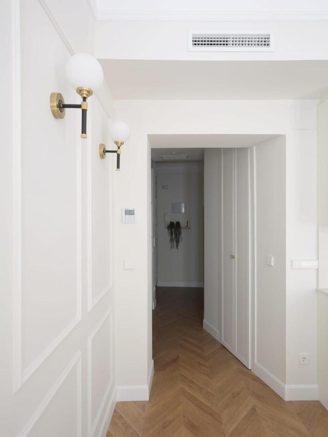Deluxe Apartment Near Gran Via Madrid Kültér fotó